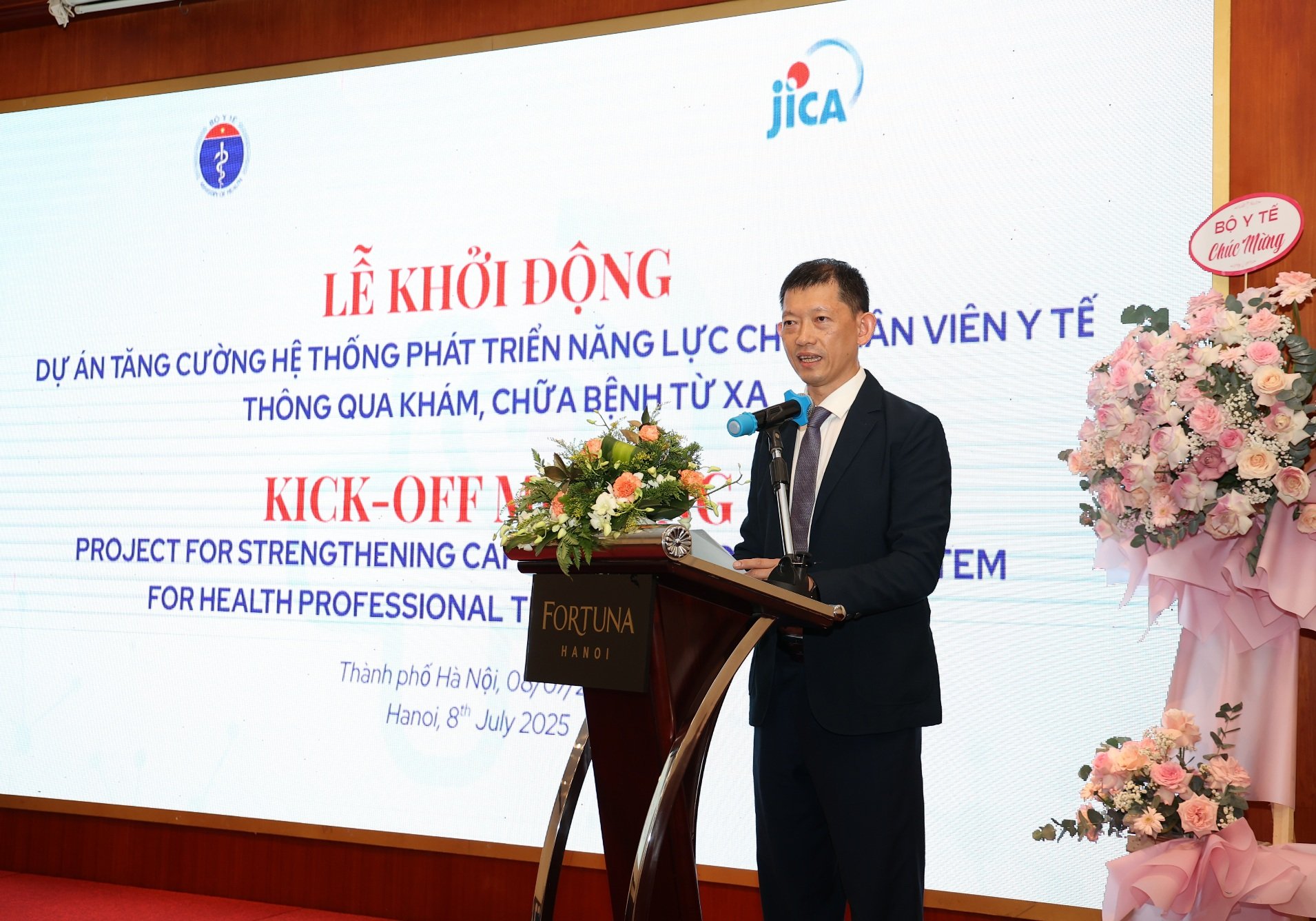 Đẩy mạnh ứng dụng công nghệ, đưa y tế chất lượng cao về chăm sóc sức khoẻ nhân dân vùng khó khăn- Ảnh 2. Đẩy mạnh ứng dụng công nghệ, đưa y tế chất lượng cao về chăm sóc sức khoẻ nhân dân vùng khó khăn- Ảnh 2.