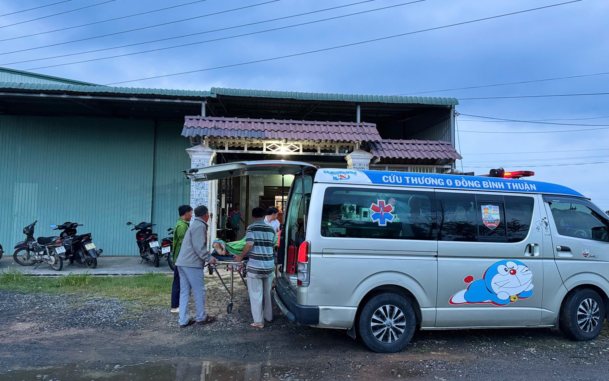 Đã tìm thấy thi thể người phụ nữ bị lũ cuốn khi chăm đàn vịt ở Phú Thọ- Ảnh 2.