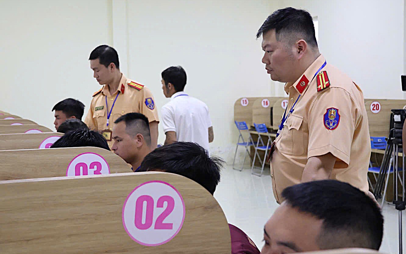 Bị tước giấy phép lái xe nhưng vẫn cố tình lái xe có thể bị phạt đến 20 triệu đồng- Ảnh 3.