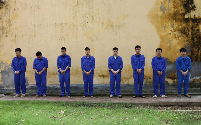 Khoe nhẫn kim cương giả, đồng hồ 'mỹ ký' để lừa hàng nghìn người tham gia đầu tư tiền ảo