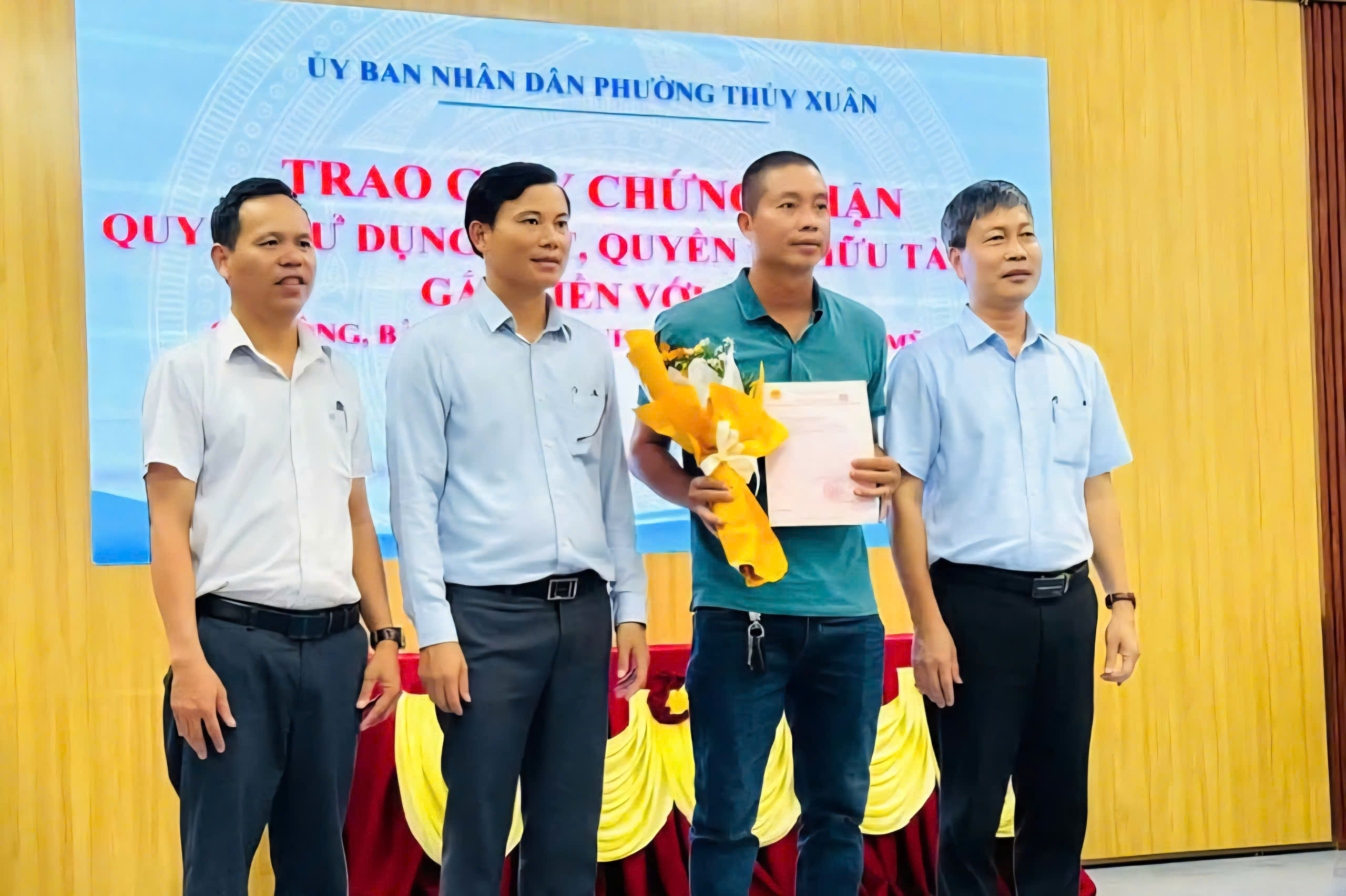 Huế sau một tháng vận hành mô hình chính quyền địa phương hai cấp- Ảnh 2. Huế sau một tháng vận hành mô hình chính quyền địa phương hai cấp- Ảnh 2.