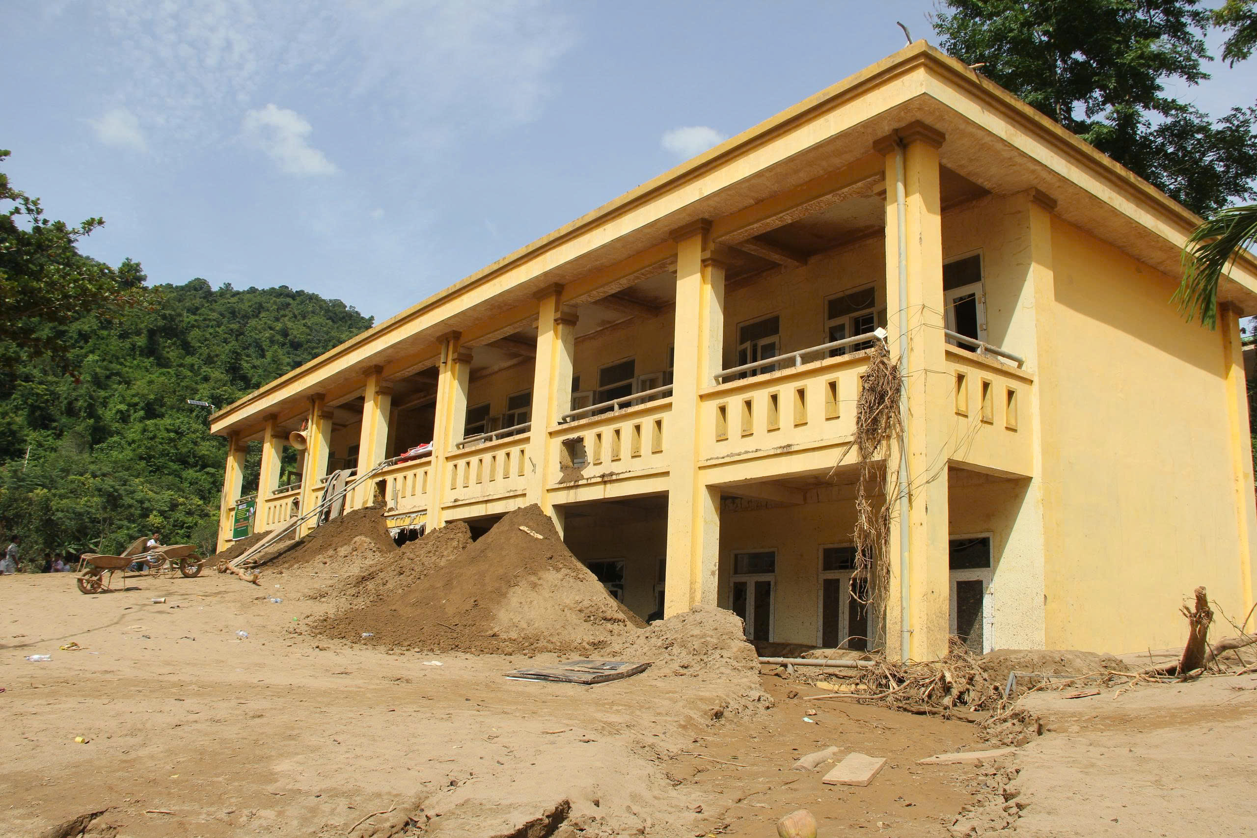 Trường học xã biên giới Nghệ An gượng dậy sau lũ lịch sử- Ảnh 5. Trường học xã biên giới Nghệ An gượng dậy sau lũ lịch sử- Ảnh 5.