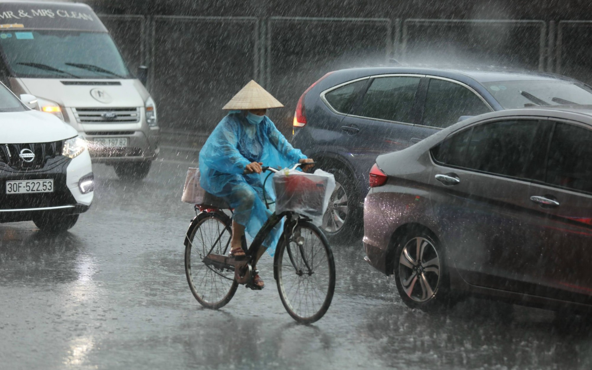 Diễn biến đợt mưa dông diện rộng miền Bắc những ngày tới