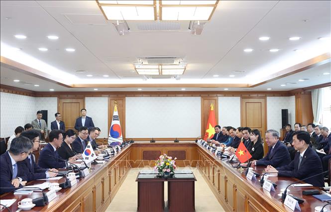 Tổng Bí thư Tô Lâm hội kiến Thủ tướng Hàn Quốc Kim Min Seok- Ảnh 5.
