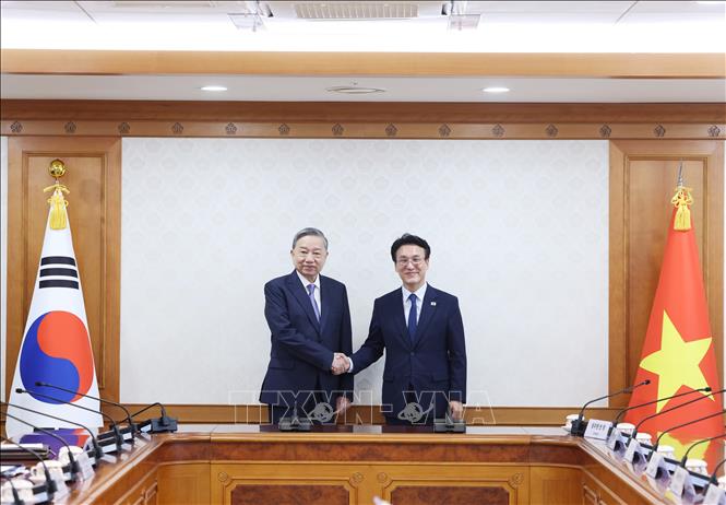 Tổng Bí thư Tô Lâm hội kiến Thủ tướng Hàn Quốc Kim Min Seok- Ảnh 2.