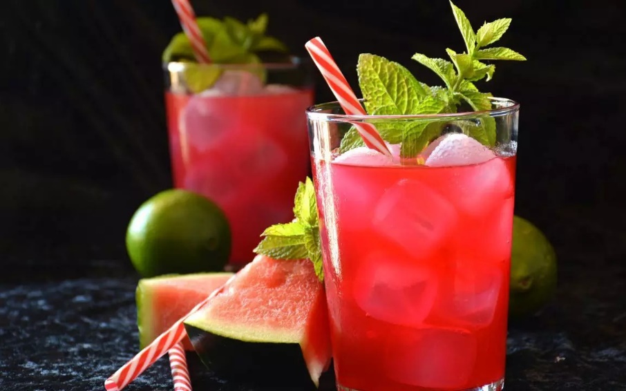 5 loại đồ uống điện giải tự làm giúp tăng cường năng lượng