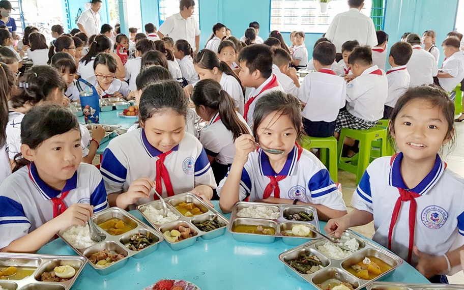 Dinh dưỡng học đường - chiến lược quan trọng góp phần tăng cường sức khỏe cho trẻ