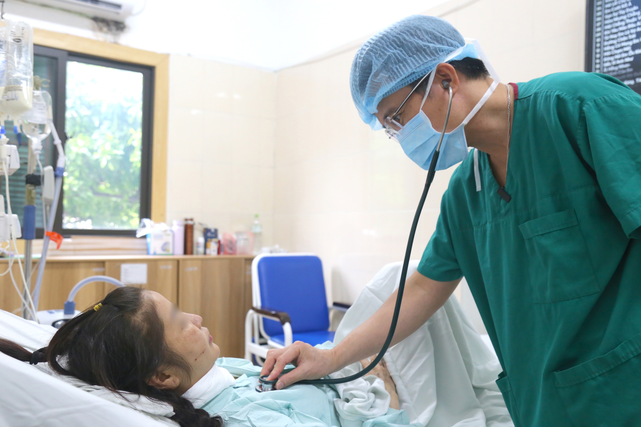 Bệnh nhân ghép tim - phổi đầu tiên tại Việt Nam xúc động nói lời tri ân người hiến tạng và bác sĩ trước khi ra viện- Ảnh 4.