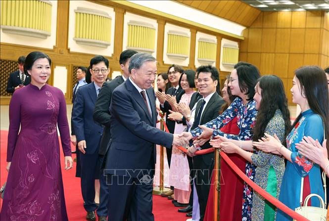 Tổng Bí thư Tô Lâm thăm thành phố Busan, Hàn Quốc- Ảnh 1.