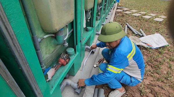 Hà Nội gấp rút lắp đặt 612 nhà vệ sinh lưu động phục vụ dịp Quốc khánh 2/9- Ảnh 11. Hà Nội gấp rút lắp đặt 612 nhà vệ sinh lưu động phục vụ dịp Quốc khánh 2/9- Ảnh 11.