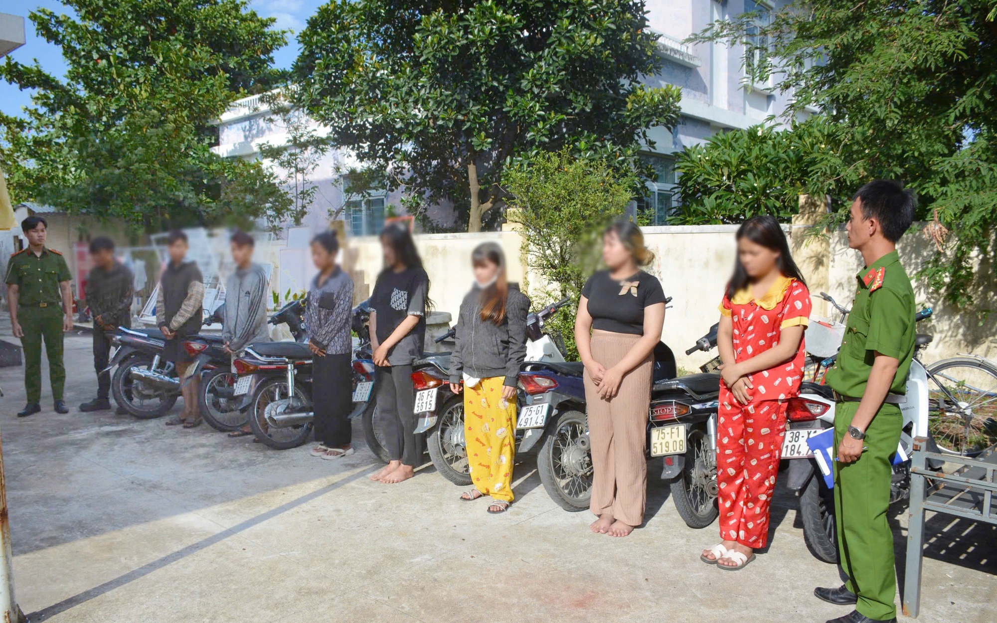 Trong nửa tháng, nhóm thanh thiếu niên bỏ học trộm cắp hàng loạt xe máy