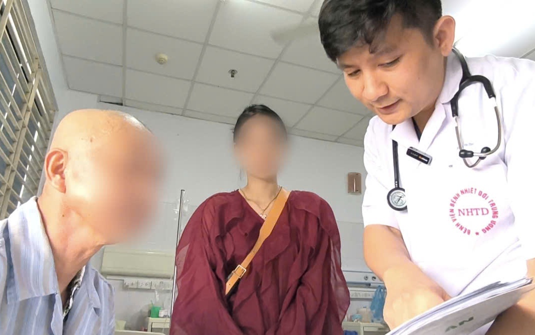 Bí ẩn cơn sốt hơn 1 năm, bác sĩ tìm ra 3 thủ phạm gây bệnh