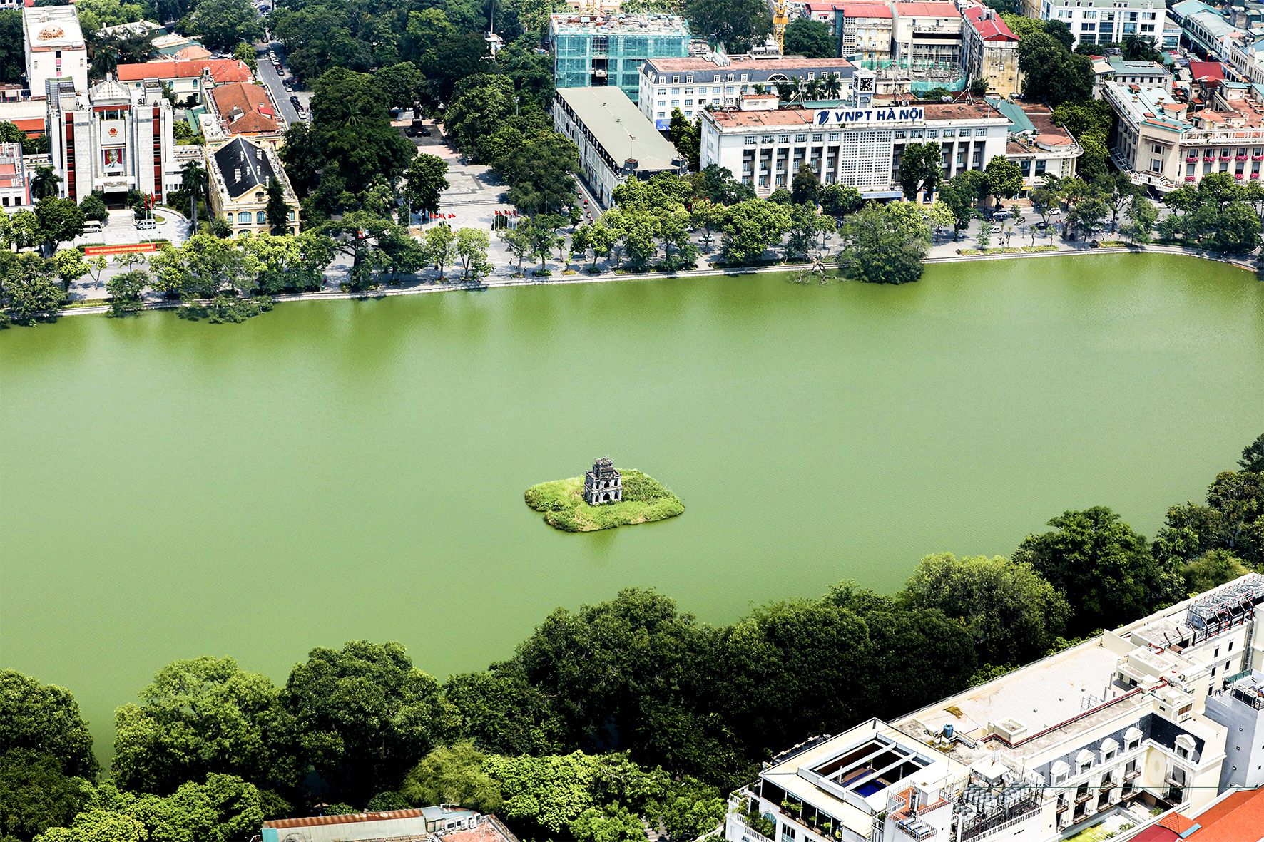 Trung tâm Hà Nội nhìn từ trực thăng quân sự- Ảnh 3.