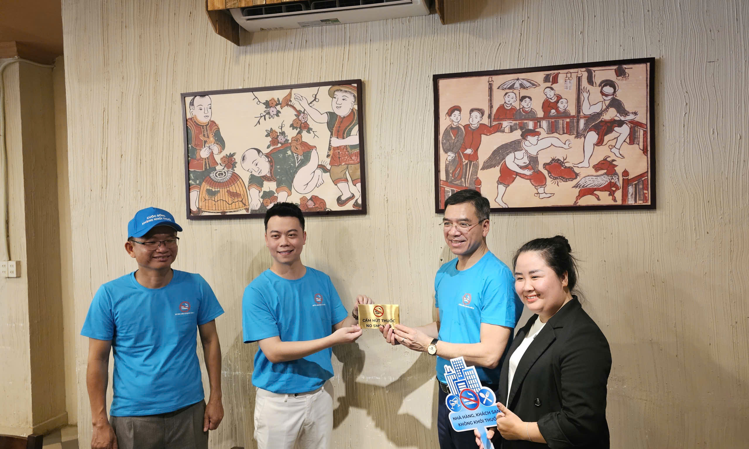 Tăng cường thực hiện môi trường không khói thuốc lá tại nhà hàng, khách sạn và địa điểm công cộng- Ảnh 6.