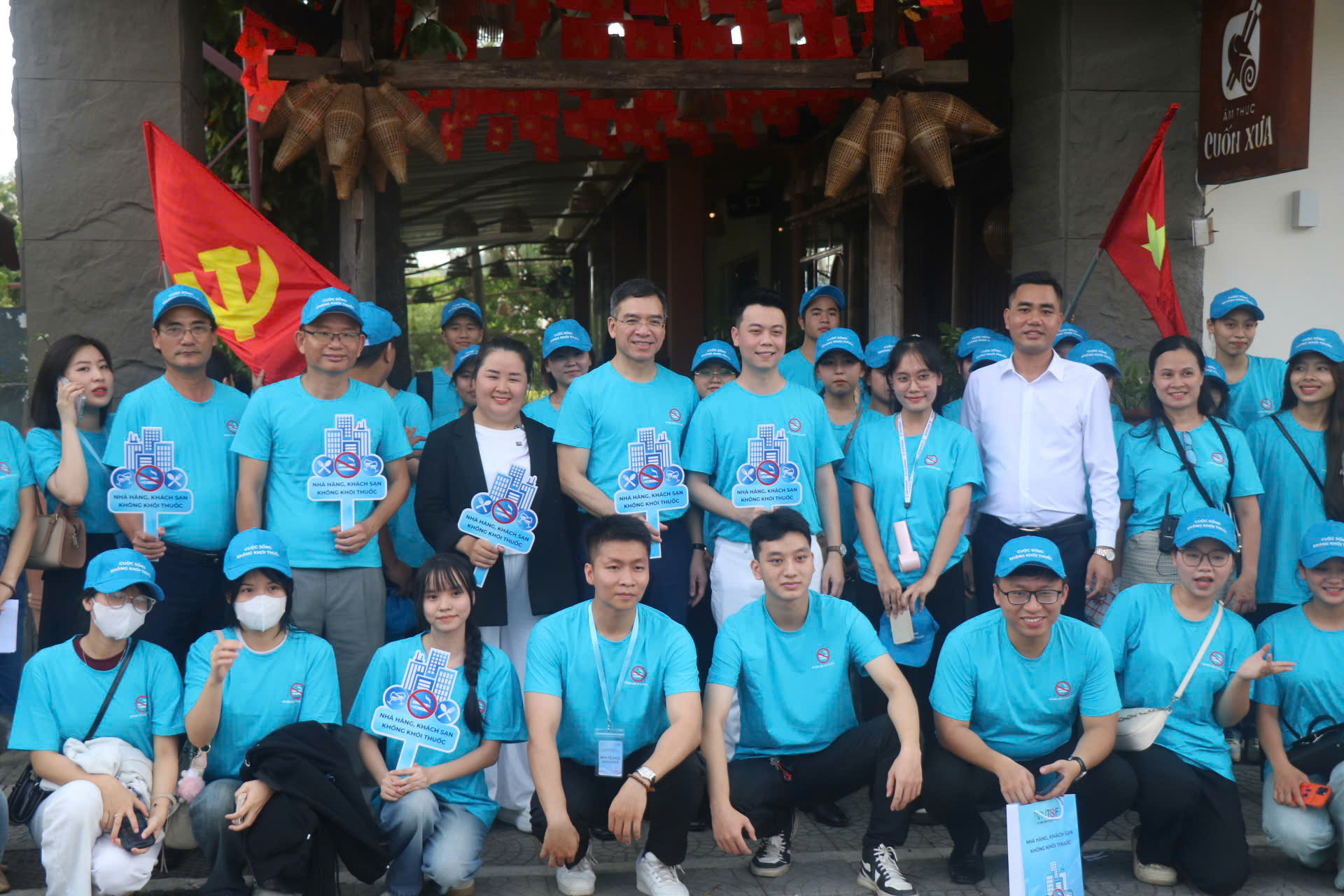 Tăng cường thực hiện môi trường không khói thuốc lá tại nhà hàng, khách sạn và địa điểm công cộng- Ảnh 7.