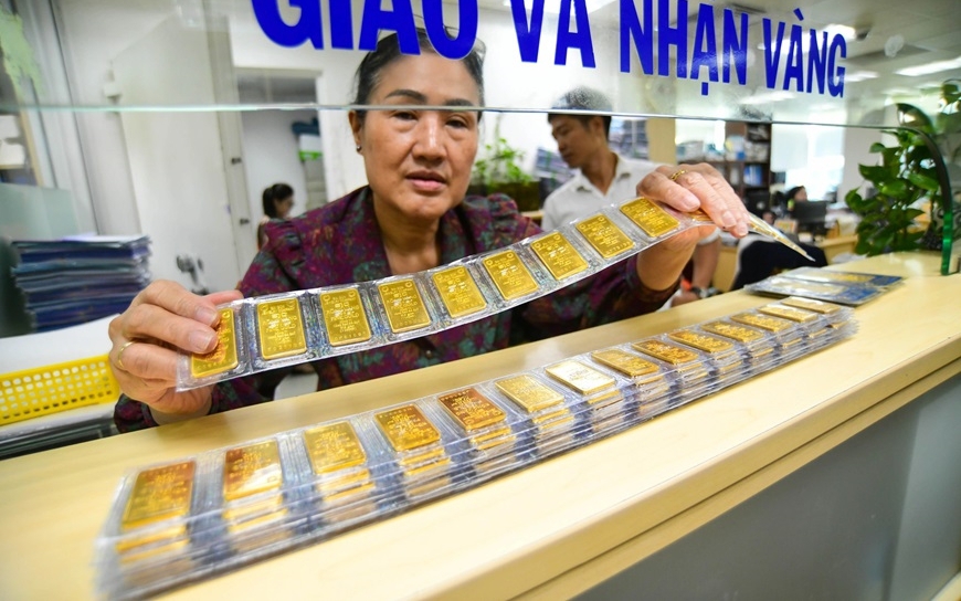 Giá vàng hôm nay ngày 18/8 đồng loạt tăng mạnh lên đỉnh mới