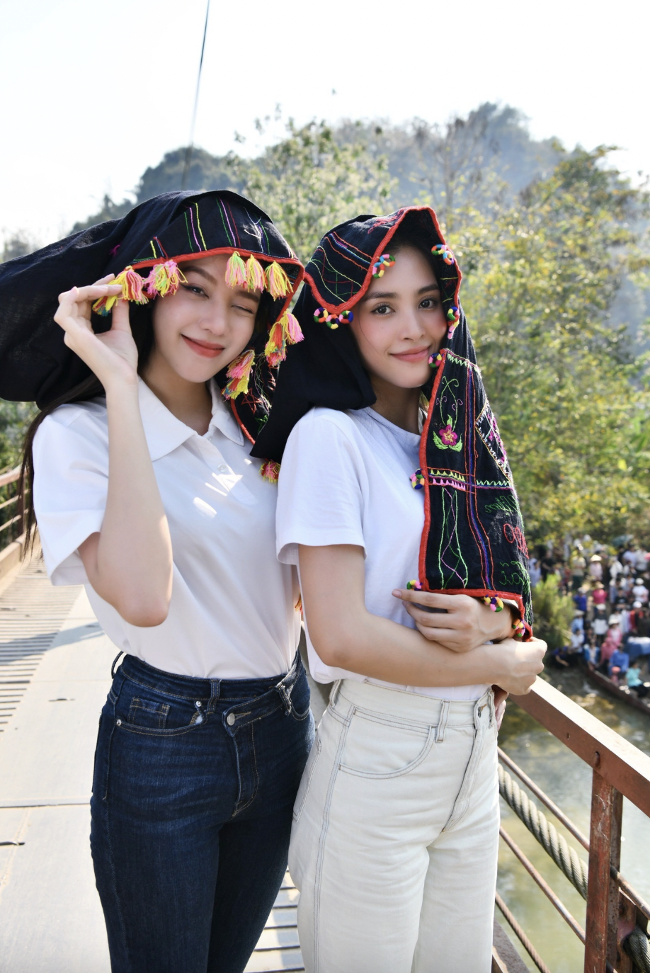 Khoảnh khắc 2 Hoa hậu Việt Nam đọ sắc 'gây sốt'- Ảnh 8.