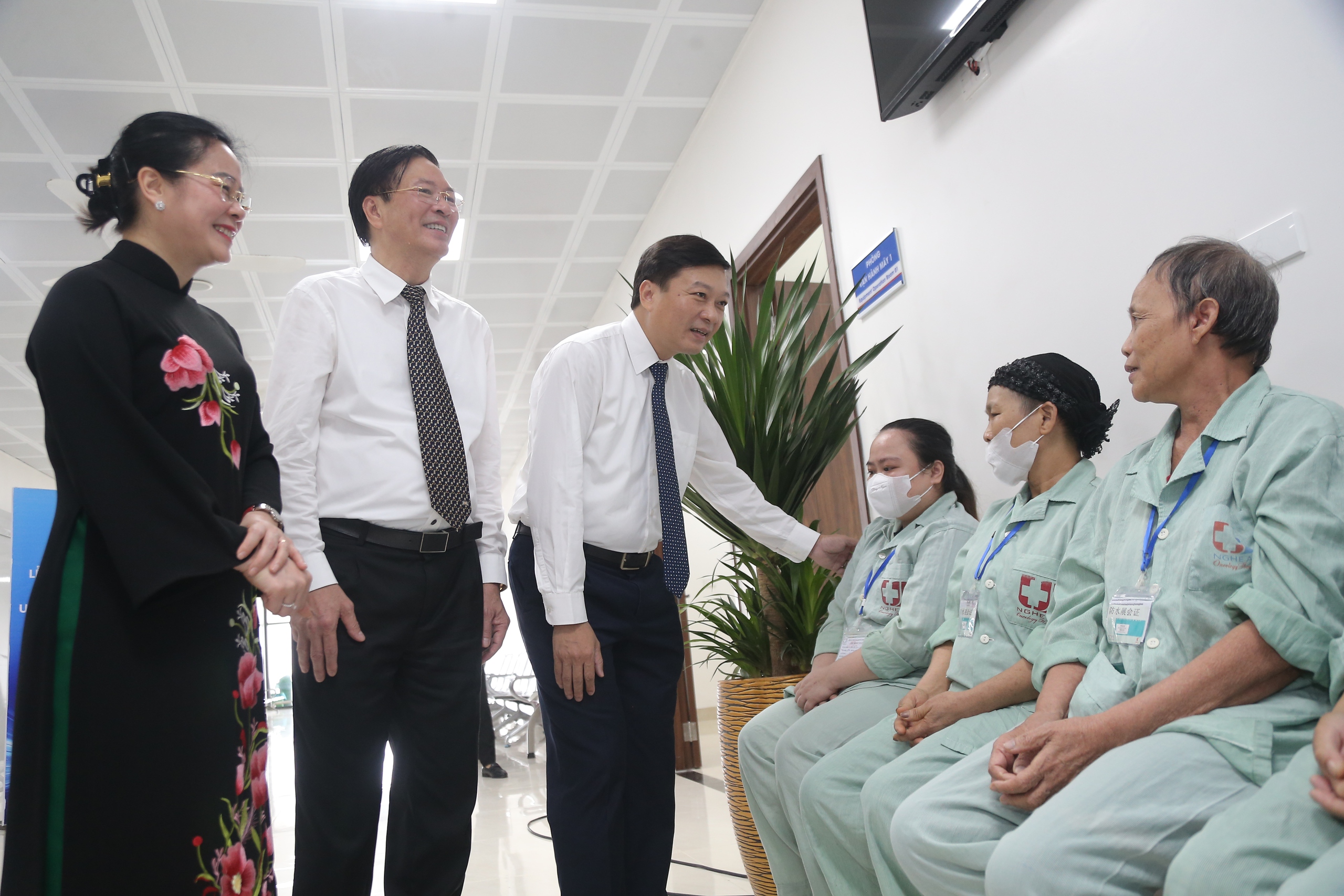 Khánh thành BV Ung bướu Nghệ An quy mô hơn 1.000 giường, hoàn thiện quy trình điều trị ung thư khép kín- Ảnh 3.