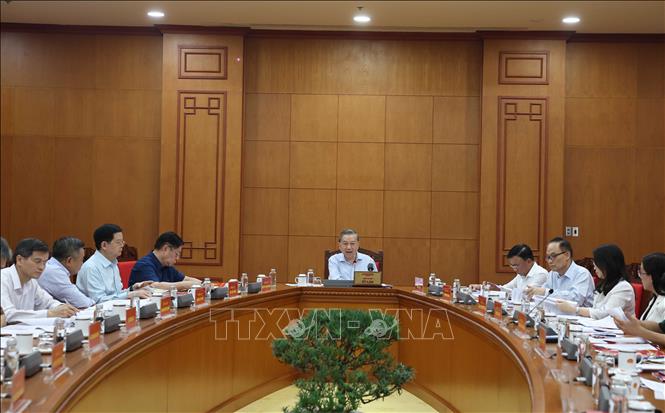 Tổng Bí thư: Công tác chuẩn bị, tổ chức Lễ kỷ niệm, diễu binh, diễu hành phải thật sự chu đáo, an toàn- Ảnh 2.