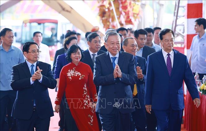 Tổng Bí thư và Thủ tướng dự Lễ khánh thành, khởi công các dự án, công trình chào mừng 80 năm Quốc khánh 2/9- Ảnh 2.