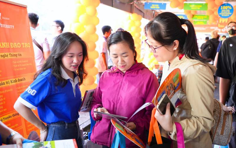 Lý do Bộ GD&ĐT yêu cầu trường đại học công khai quy đổi điểm trúng tuyển