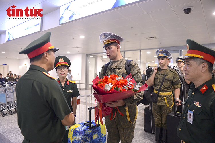 Đoàn quân nhân Nga đến Hà Nội tham gia diễu binh, diễu hành kỷ niệm Quốc khánh 2/9- Ảnh 3. Đoàn quân nhân Nga đến Hà Nội tham gia diễu binh, diễu hành kỷ niệm Quốc khánh 2/9- Ảnh 3.