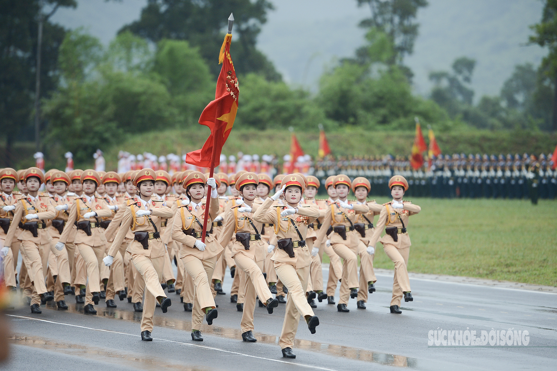 Lộ diện những ‘bóng hồng’ Khối trưởng diễu binh tại Quảng trường Ba Đình- Ảnh 9.