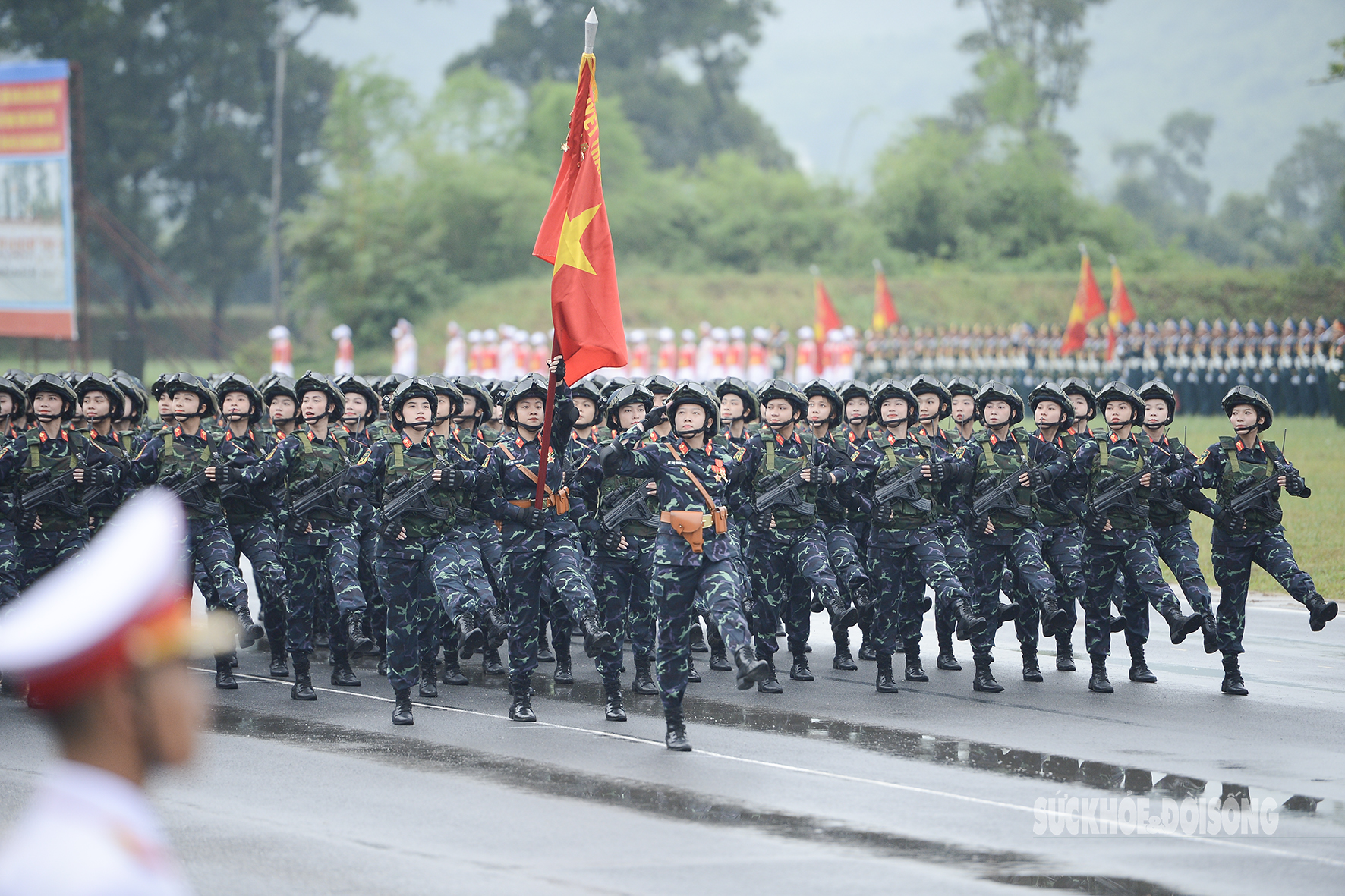 Lộ diện những ‘bóng hồng’ Khối trưởng diễu binh tại Quảng trường Ba Đình- Ảnh 3.