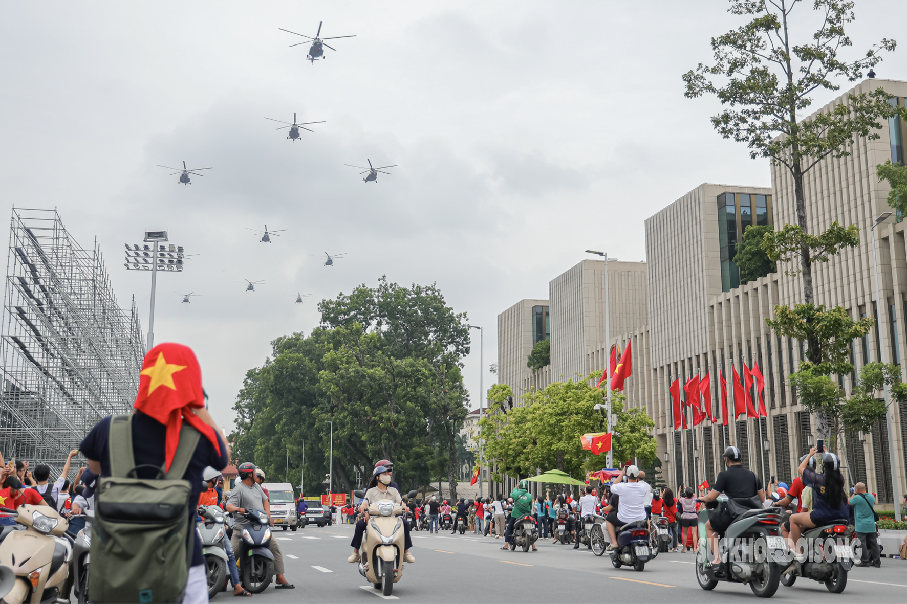 Bay qua Quảng trường Ba Đình - Niềm tự hào của những người lính phi công- Ảnh 4. Bay qua Quảng trường Ba Đình - Niềm tự hào của những người lính phi công- Ảnh 4.