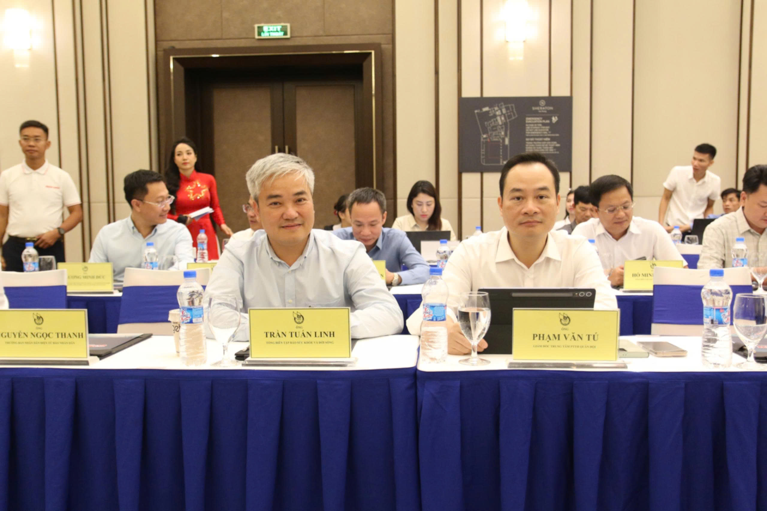 Diễn đàn Tổng biên tập 2025: Chuyển đổi số không chỉ là yêu cầu mà là sự sống còn đối với báo chí- Ảnh 8. Diễn đàn Tổng biên tập 2025: Chuyển đổi số không chỉ là yêu cầu mà là sự sống còn đối với báo chí- Ảnh 8.