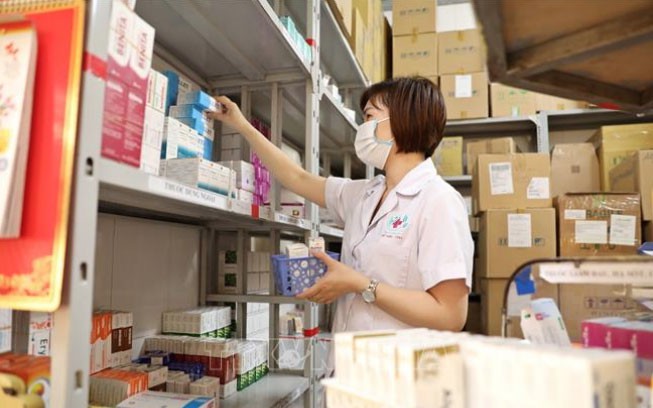 Bộ Y tế đề xuất phân cấp giải quyết 33 thủ tục hành chính lĩnh vực dược 