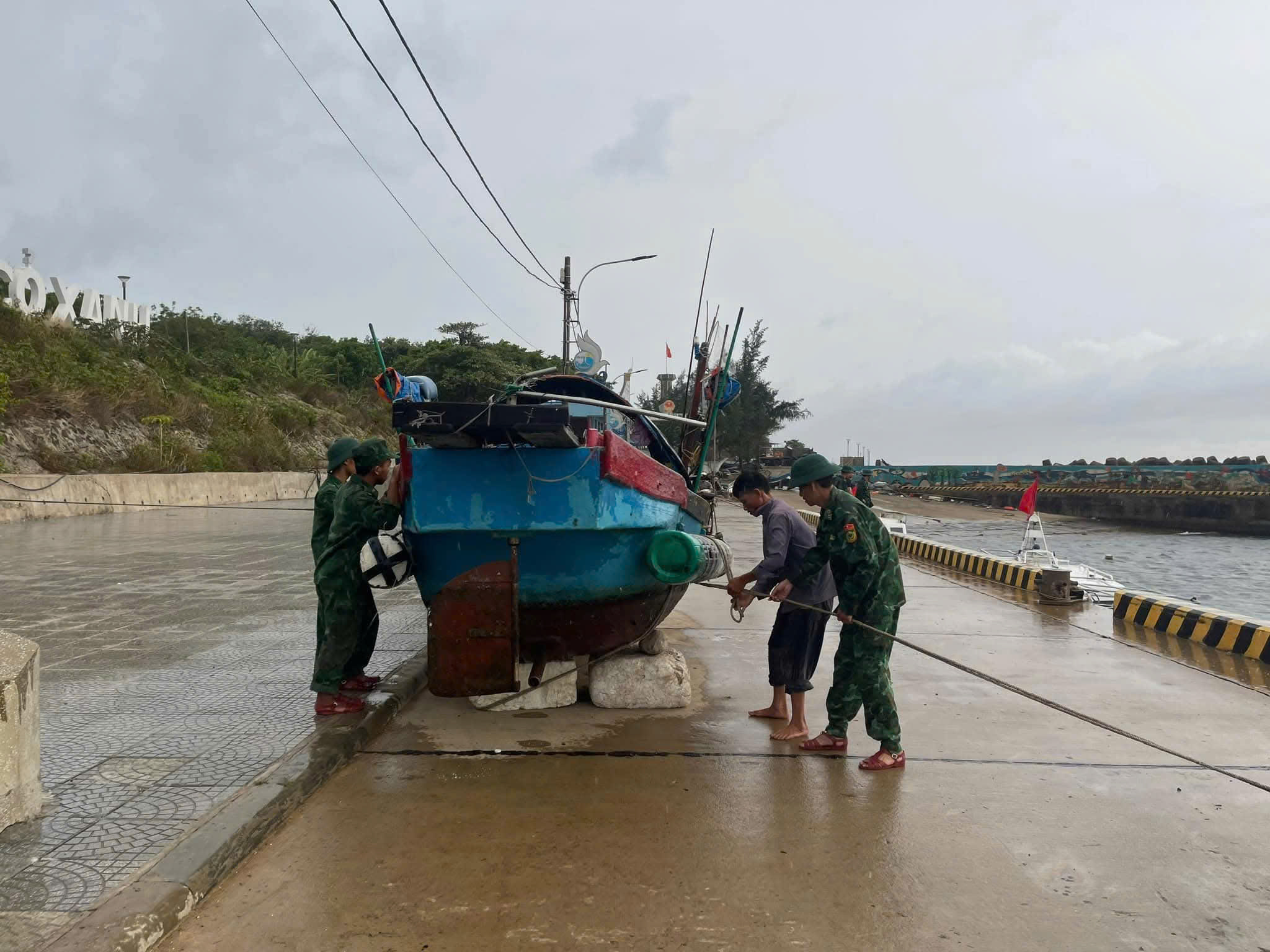 Đảo Cồn Cỏ gió mạnh cấp 7, ngành y tế Quảng Trị kích hoạt ứng phó bão số 5- Ảnh 1. Đảo Cồn Cỏ gió mạnh cấp 7, ngành y tế Quảng Trị kích hoạt ứng phó bão số 5- Ảnh 1.