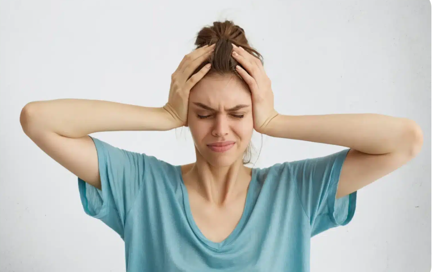 7 cách ngăn ngừa chứng đau nửa đầu bùng phát - Ảnh 3.