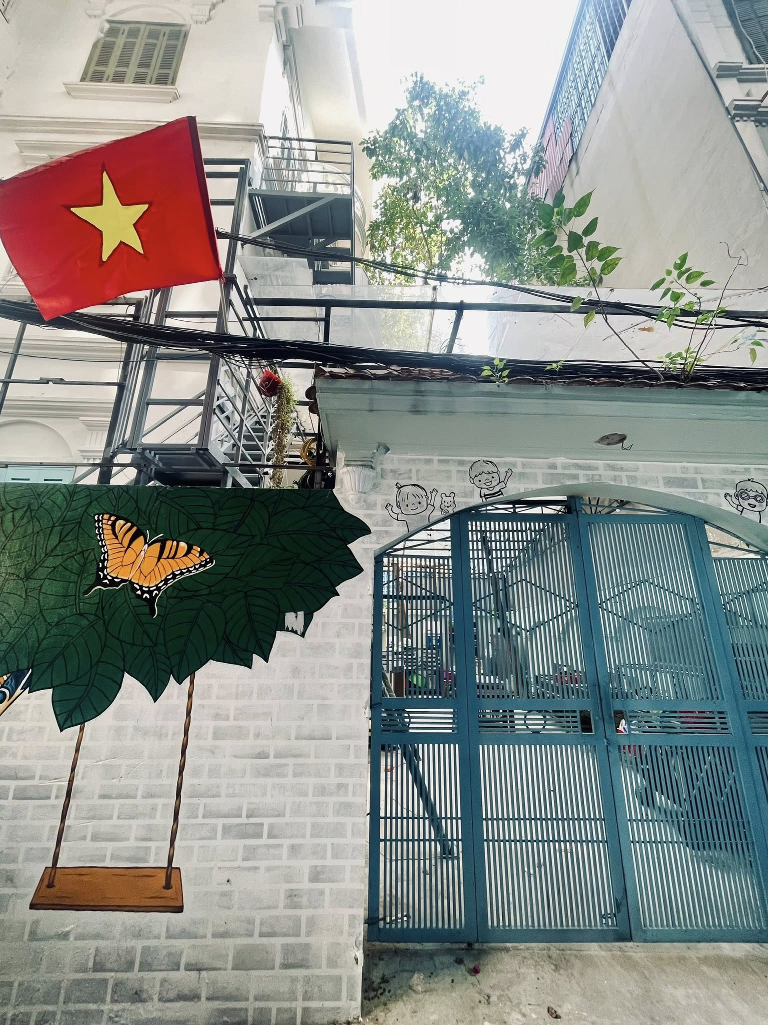 Cảm động mái ấm '0 đồng' tri ân cựu chiến binh về Hà Nội xem diễu binh, diễu hành- Ảnh 1. Cảm động mái ấm '0 đồng' tri ân cựu chiến binh về Hà Nội xem diễu binh, diễu hành- Ảnh 1.