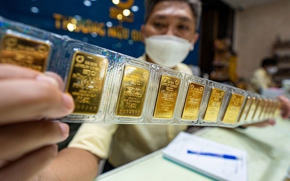 Giá vàng hôm nay ngày 28/8 tăng không ngừng lên đỉnh cao mới