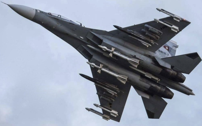 Su-30MK2 Venezuela so kè với F-35A Mỹ- Ảnh 3.