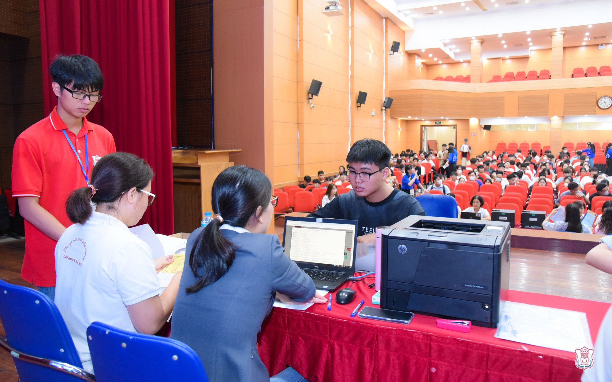 Trường Đại học Y Hà Nội tuyển sinh bổ sung với ngành mới mở
