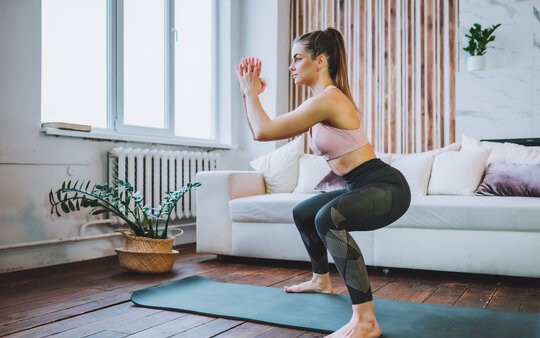 Tập squat bao lâu thì vòng đùi bắt đầu to lên? - Ảnh 3.