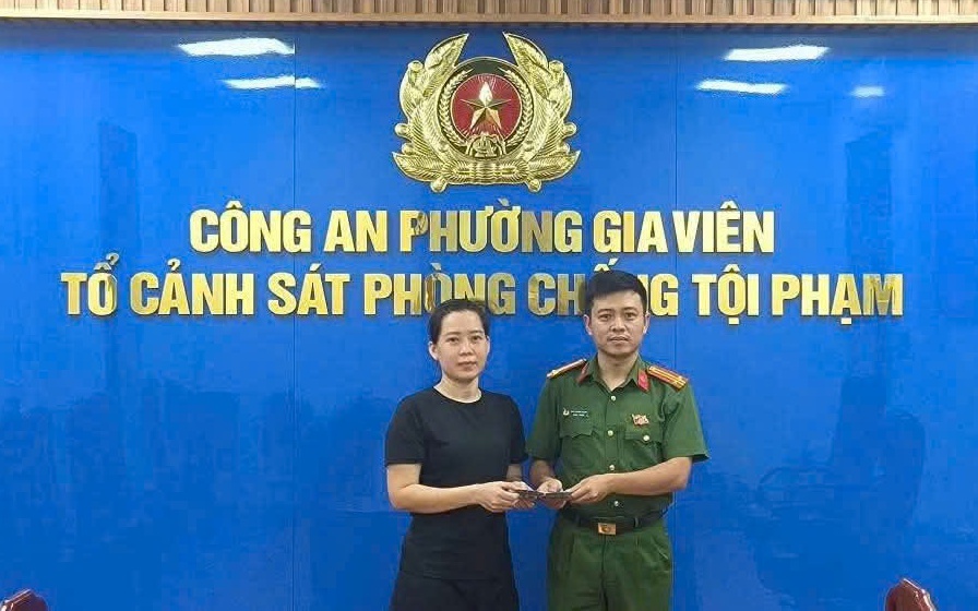 Người thợ xây nghèo nhặt được ví tiền tìm người trả lại- Ảnh 2.