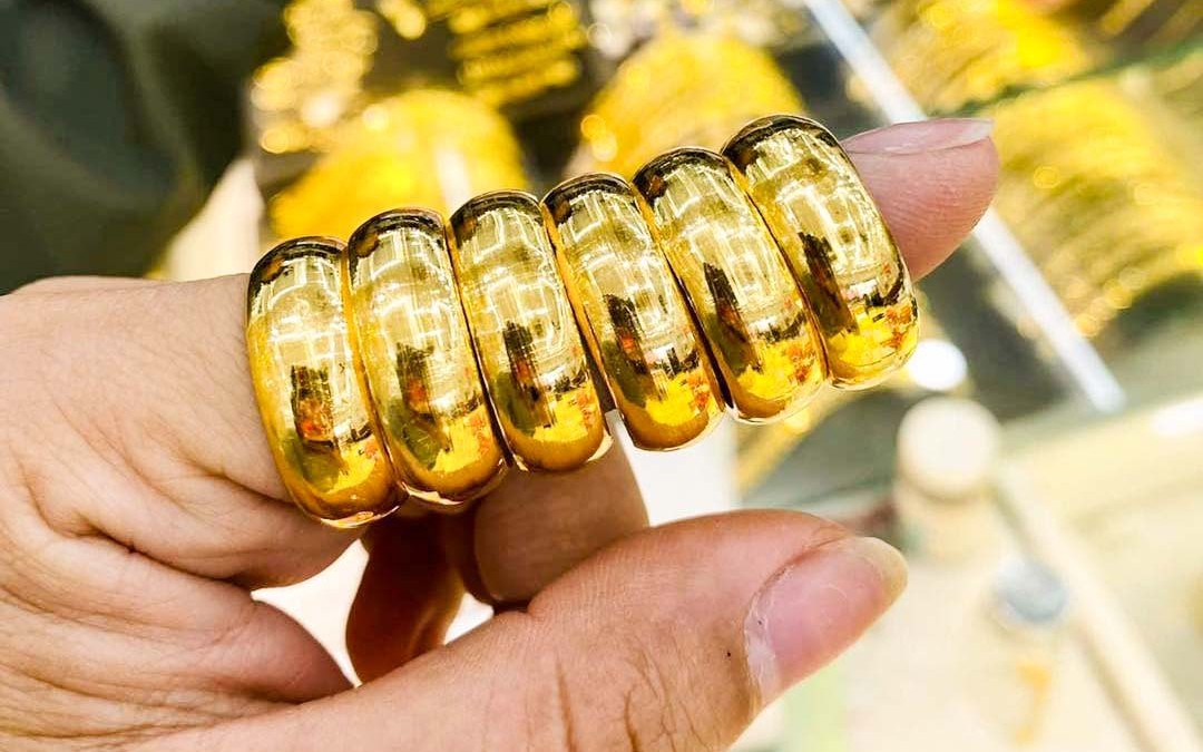 Giá vàng hôm nay ngày 3/8 chốt tuần tăng mạnh, người mua có lãi