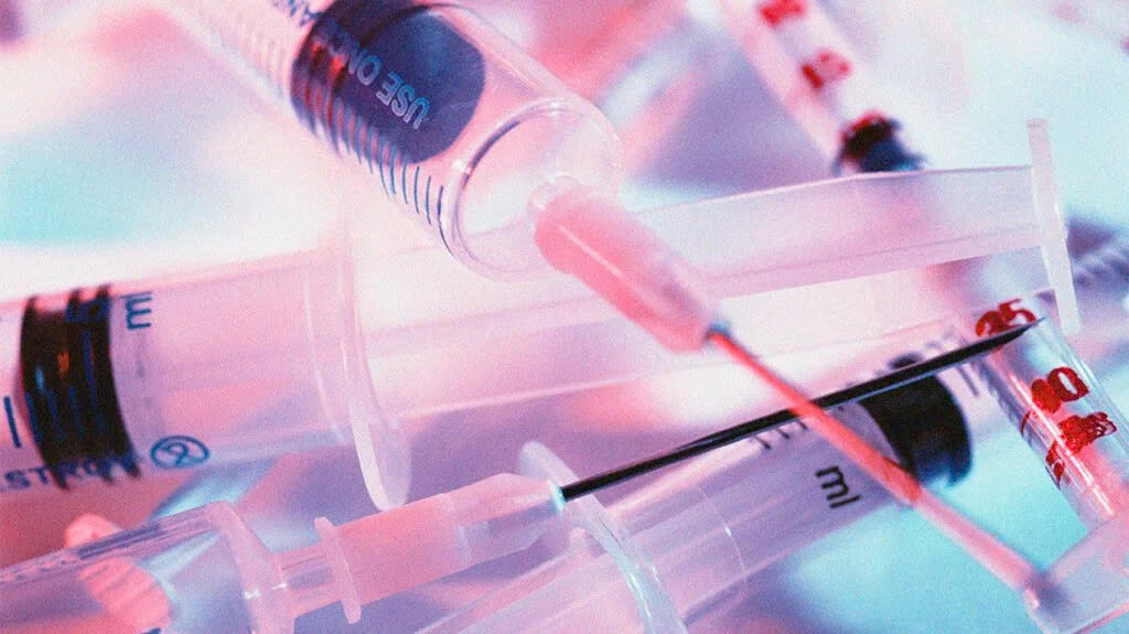 HIV có thể sống bao lâu ngoài cơ thể?- Ảnh 1.