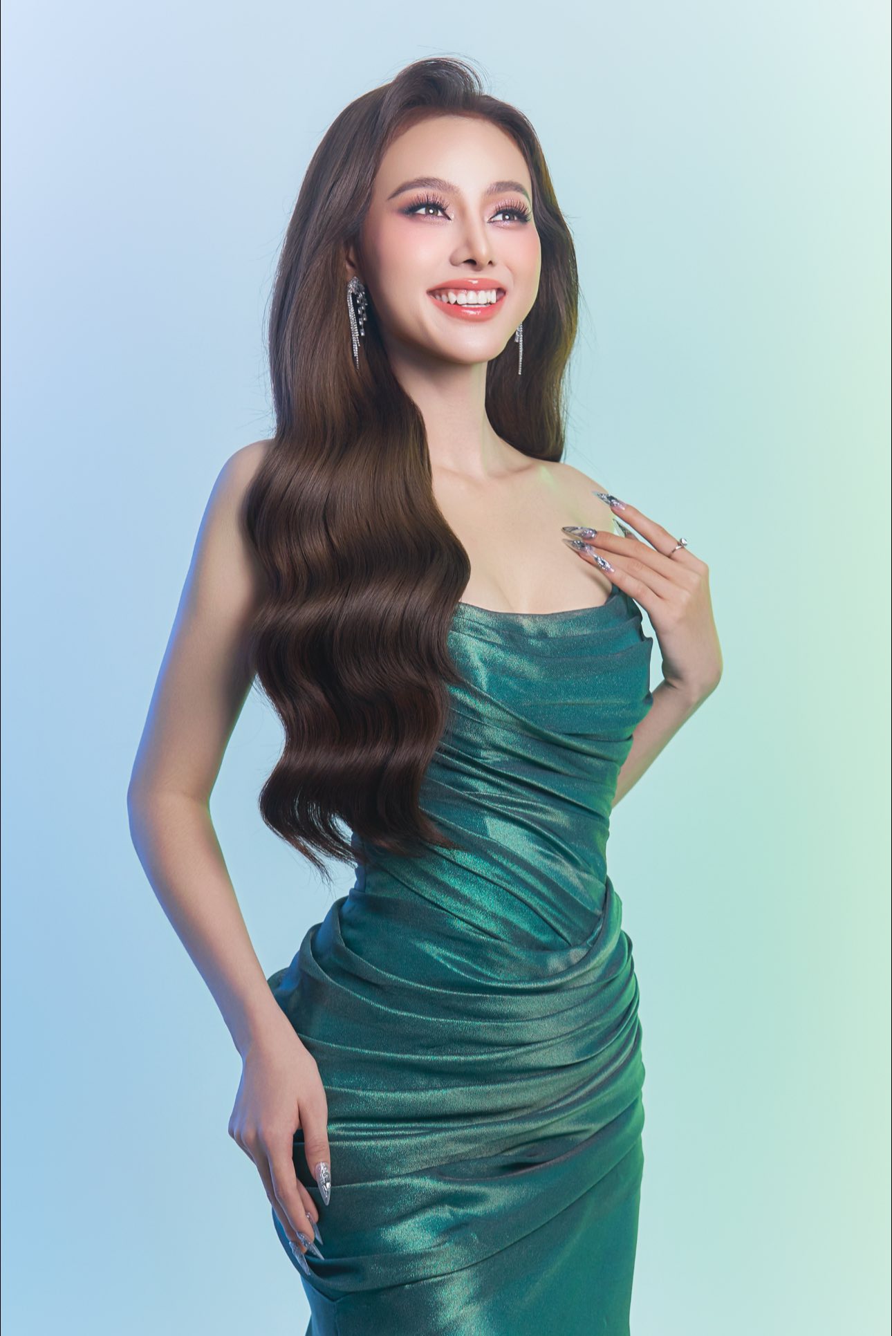 Hoa khôi Nam Bộ sinh năm 2001 gây chú ý Miss Grand Vietnam 2025- Ảnh 5.