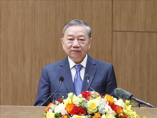 Tổng Bí thư gặp mặt điển hình tiên tiến dự Đại hội thi đua 'Vì An ninh Tổ quốc' lần thứ 9- Ảnh 2.
