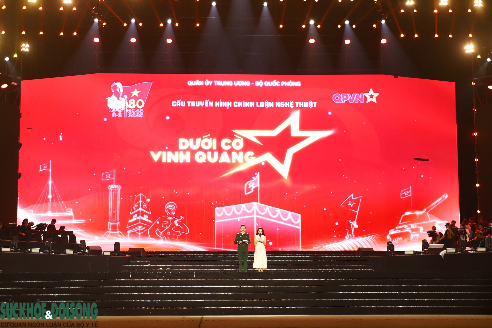 Dưới cờ vinh quang’ tối 9/8: Kỳ vọng khoảnh khắc lay động hàng nghìn khán giả tại Ba Đình- Ảnh 2. Dưới cờ vinh quang’ tối 9/8: Kỳ vọng khoảnh khắc lay động hàng nghìn khán giả tại Ba Đình- Ảnh 2.
