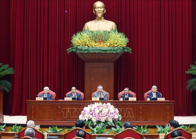 Tổng Bí thư: Trí thức, nhà khoa học, văn nghệ sỹ tiếp tục là lực lượng tiên phong mở đường cho dân tộc tiến lên mạnh mẽ- Ảnh 1. Tổng Bí thư: Trí thức, nhà khoa học, văn nghệ sỹ tiếp tục là lực lượng tiên phong mở đường cho dân tộc tiến lên mạnh mẽ- Ảnh 1.