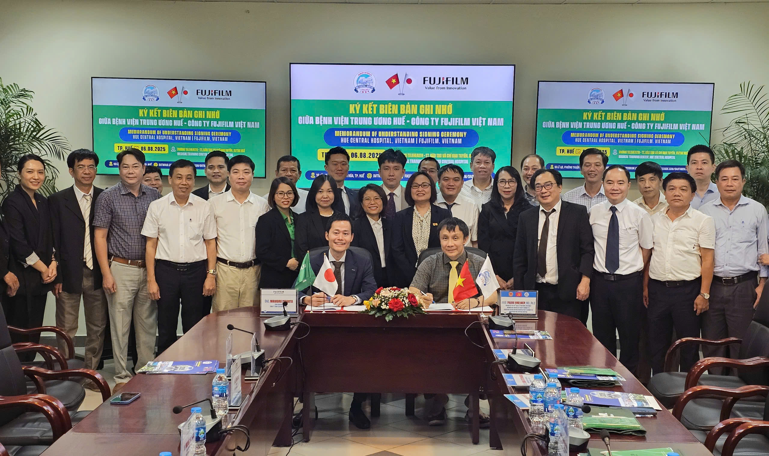 Ứng dụng công nghệ tiên tiến trong nội soi, nâng cao chất lượng chăm sóc sức khỏe nhân dân- Ảnh 1. Ứng dụng công nghệ tiên tiến trong nội soi, nâng cao chất lượng chăm sóc sức khỏe nhân dân- Ảnh 1.
