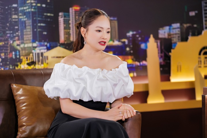 Diễn viên Lan Phương bị trầm cảm sau sinh, điều gì khiến cô vượt qua giai đoạn 'tàu lượn siêu tốc'?- Ảnh 3.