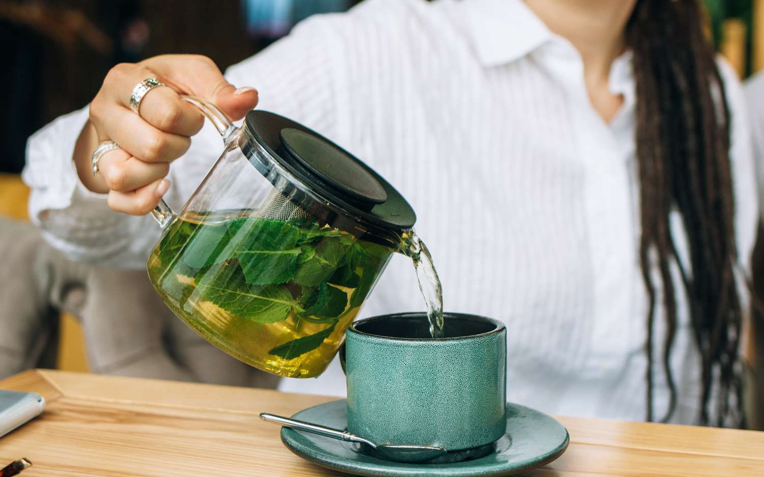 Giảm axit uric hiệu quả nhờ thói quen hàng ngày- Ảnh 2.