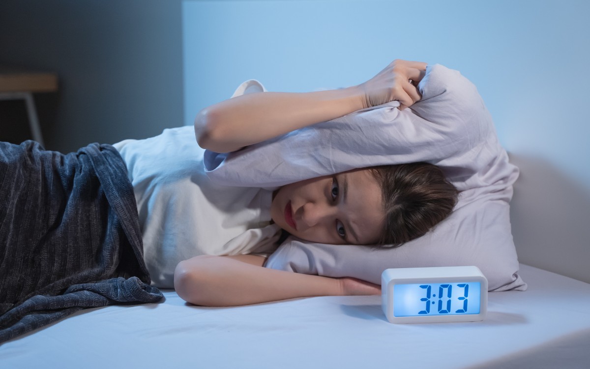 Vì sao người bị mất ngủ lâu ngày rất khó giảm cân, kể cả khi ăn kiêng nghiêm ngặt?