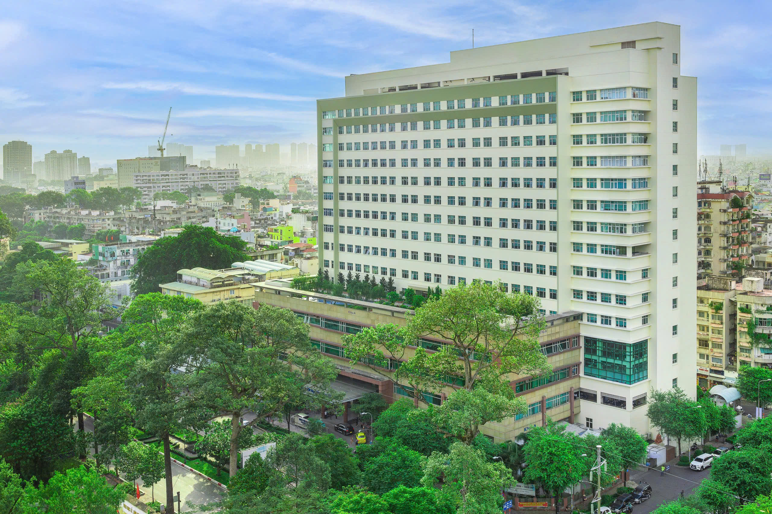 Bộ trưởng Đào Hồng Lan: Cuộc thi Cơ sở y tế 'Xanh - Sạch - Đẹp' để cán bộ trong ngành thay đổi tích cực hơn trong quản trị, tư duy phục vụ người bệnh- Ảnh 6.